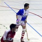 Jordi Codina segueix la bola amb la vista (SHUM-GEiEG, 2a. cat.)