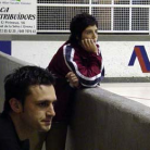 Jordi Serra i Elisabet Bancells (lesionada) seguint atents el partit (SHUM-Jonquerenc)
